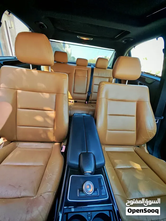 Mercedes-Benz E 300 2011 photo 3