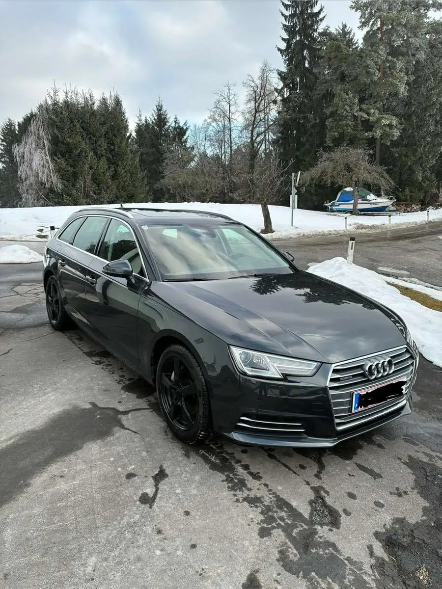 Audi A4 2018 photo 3