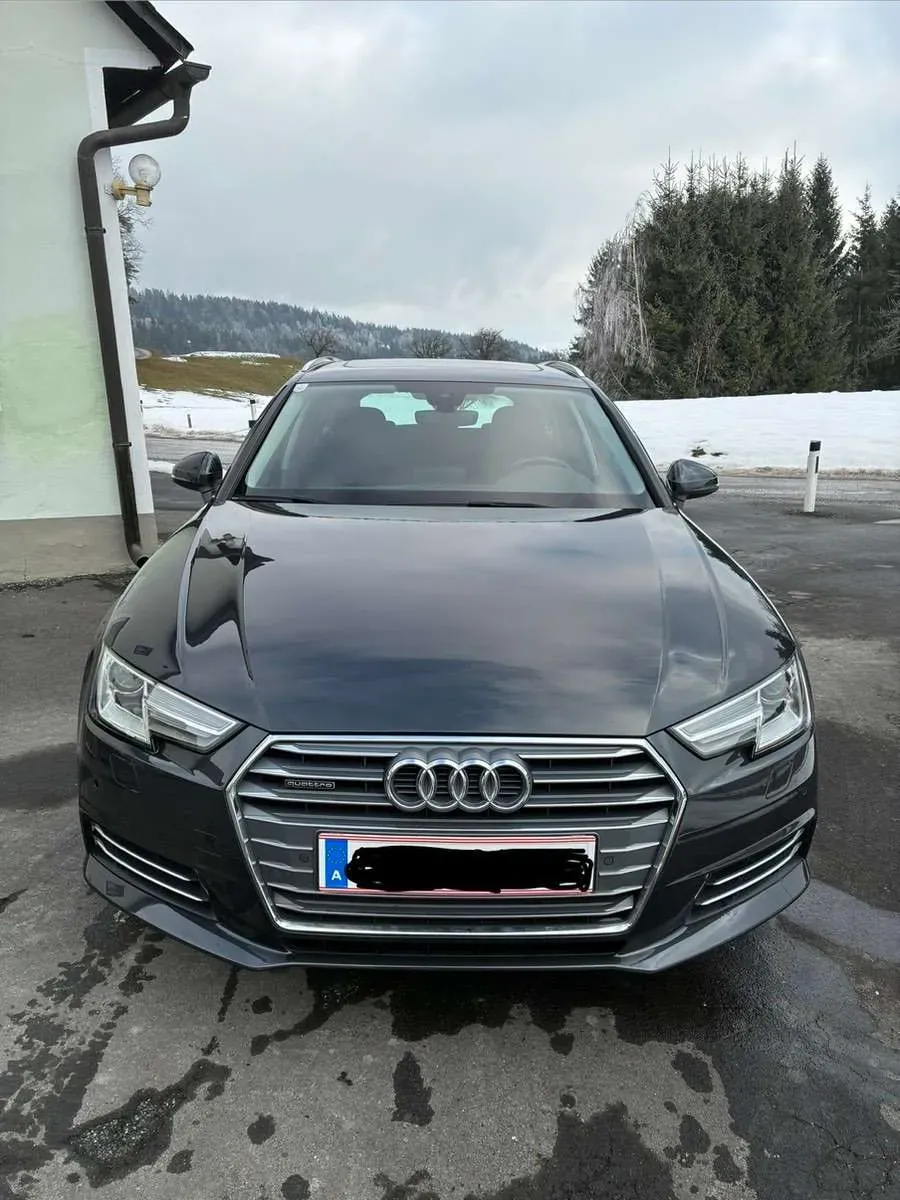 Audi A4 2018 photo 2