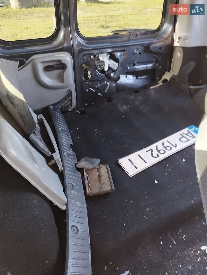 Dacia Logan 2007 photo 2