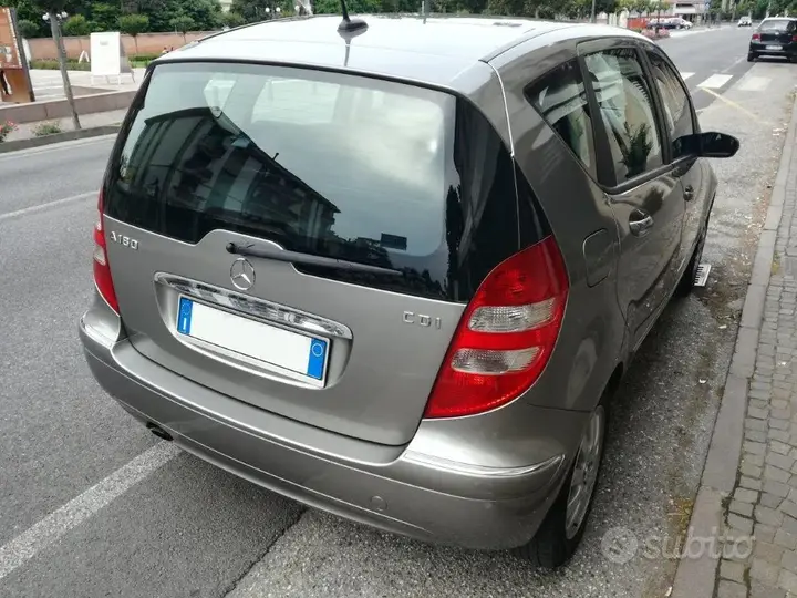 Mercedes-Benz A 180 Cdi 2005 photo 4