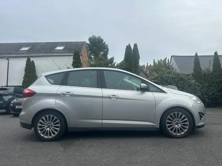 Ford C-Max 2014 photo 2