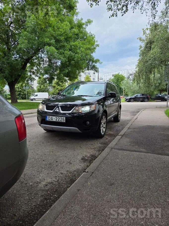 Mitsubishi Outlander 2008 photo 4