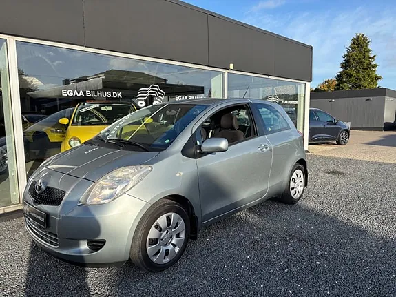 Toyota Yaris 2007 photo 2