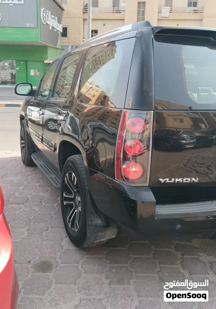 GMC Yukon 2009 photo 3
