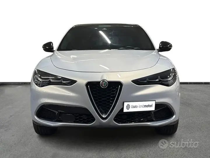 Alfa Romeo Stelvio 2023 photo 2
