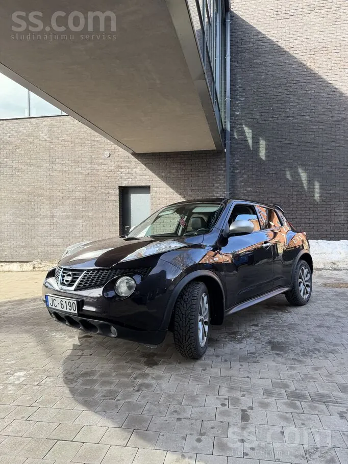Nissan Juke 2012 photo 2