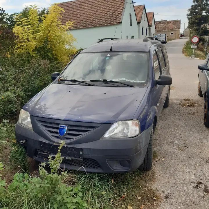 Dacia Logan 2006 photo 3