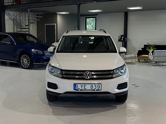 Volkswagen Tiguan 2012 photo 3