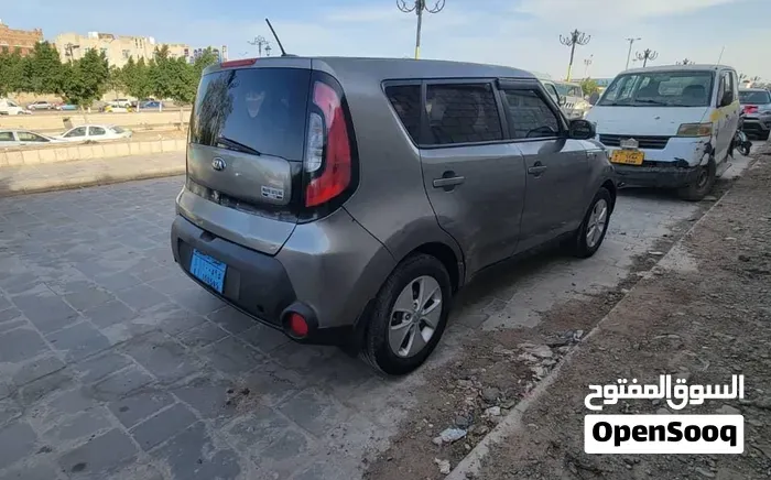 Kia Soul 2015 photo 2