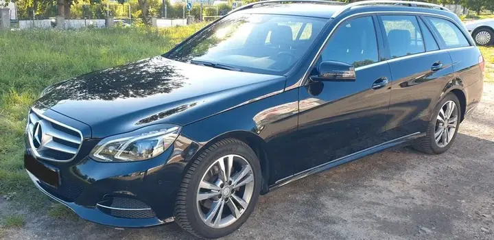 Mercedes-Benz E 200