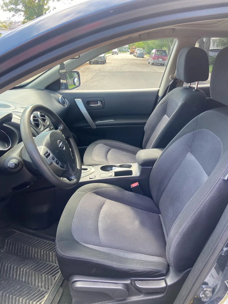 Nissan Rogue 2012 photo 5