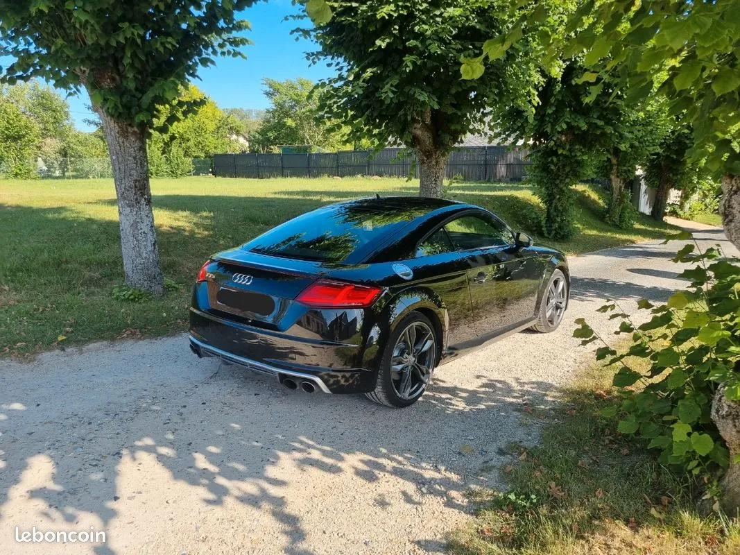 Audi Tts 2015 photo 2