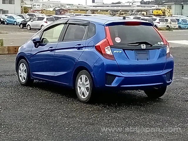 Honda Fit 2015 photo 3
