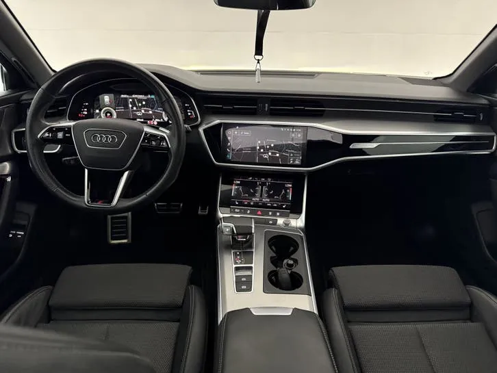 Audi A6 Avant 2022 photo 2