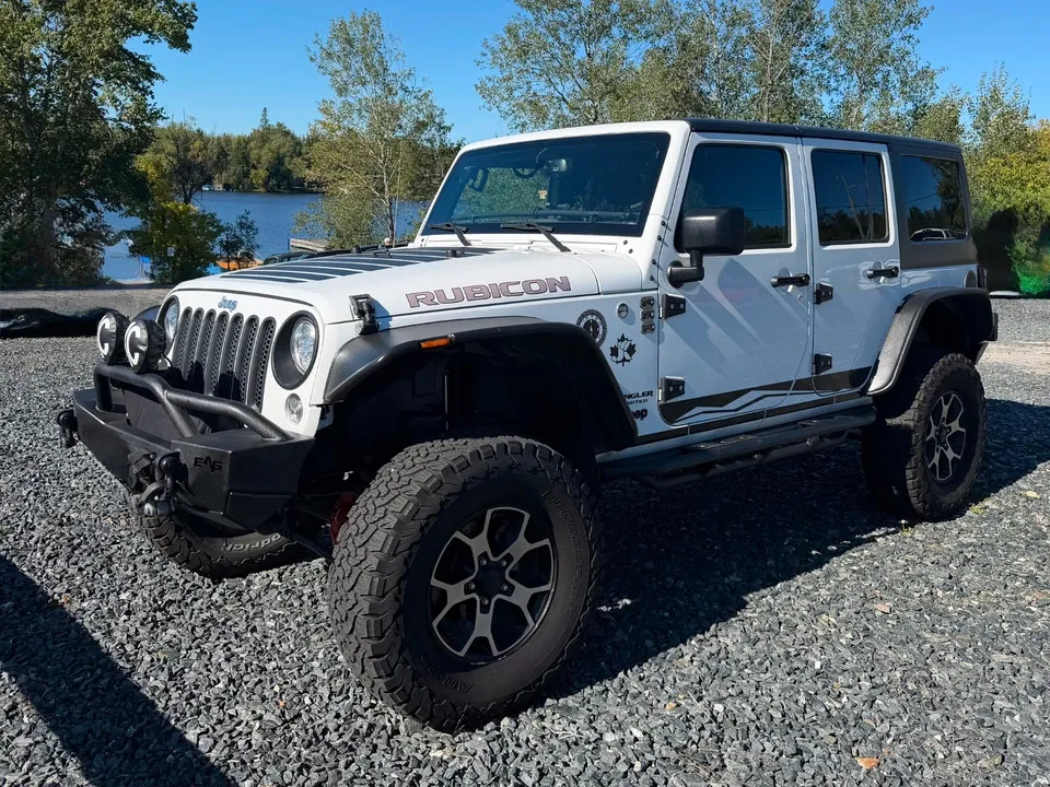 Jeep Wrangler Unlimited 2017 photo 2