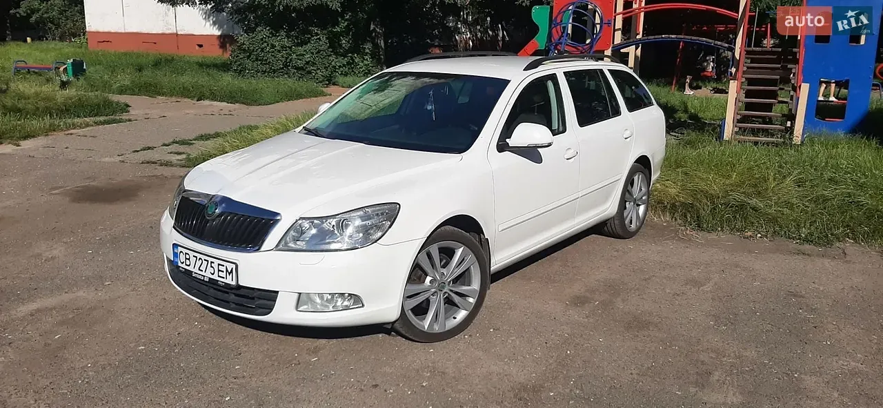 Skoda Octavia 2012 photo 2