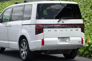 Mitsubishi Delica 2019 photo 4