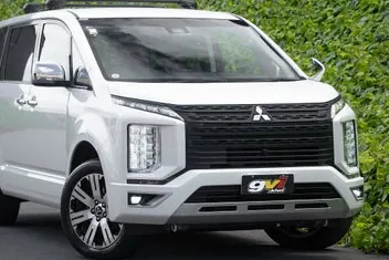 Mitsubishi Delica 2019 photo 3