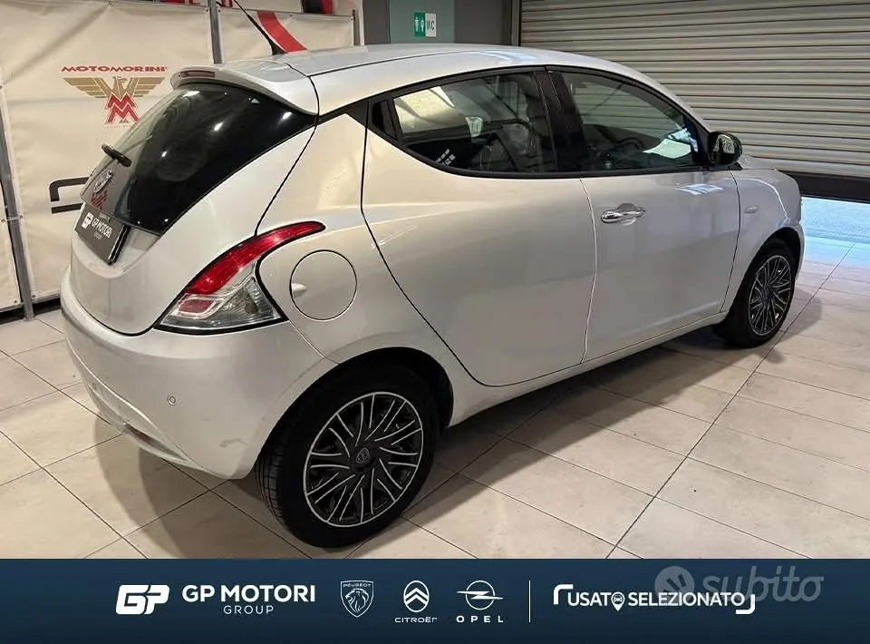 Lancia Ypsilon 2018 photo 4