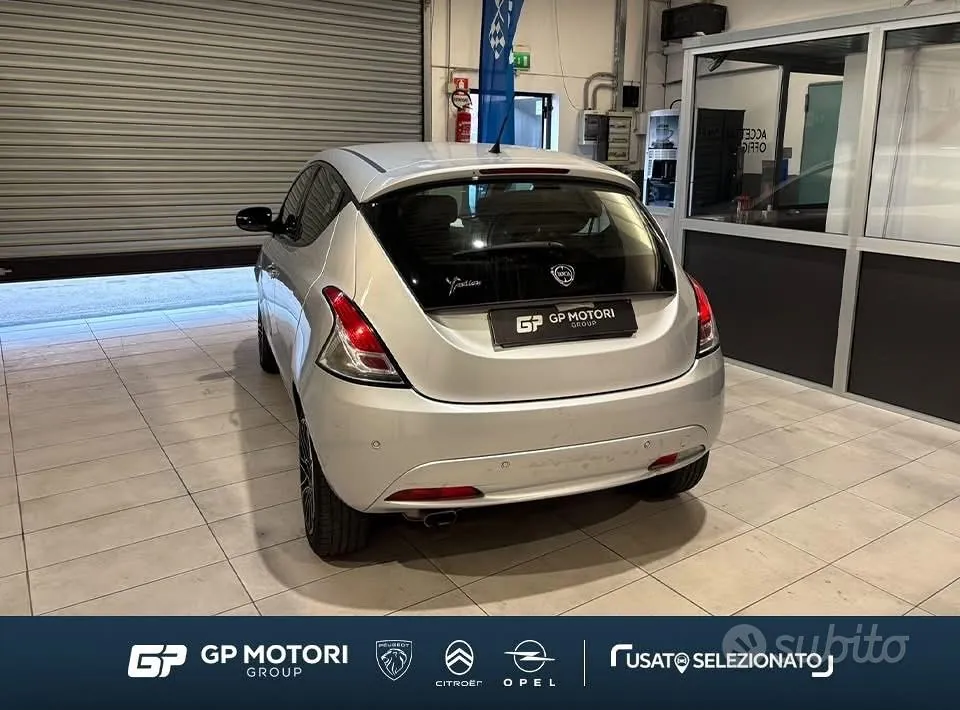 Lancia Ypsilon 2018 photo 3