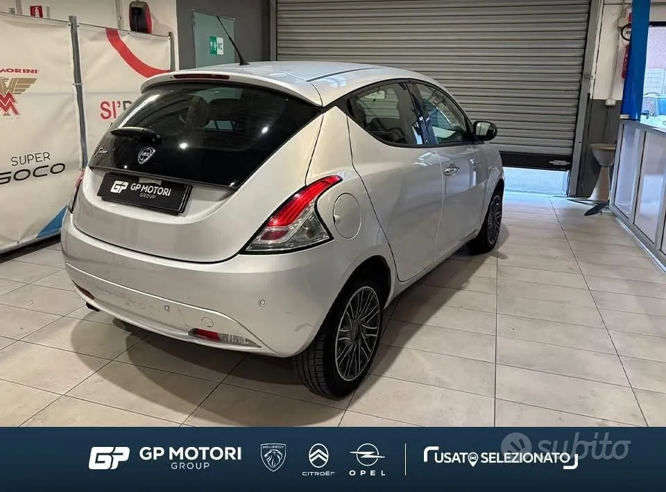 Lancia Ypsilon 2018 photo 5