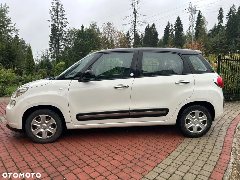 Fiat 500L 2012 photo 2