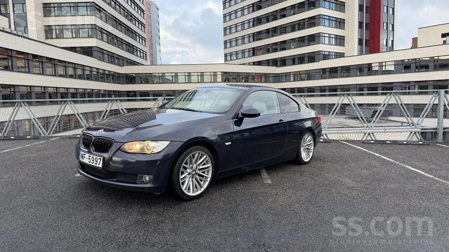 BMW 320 2007 photo 2