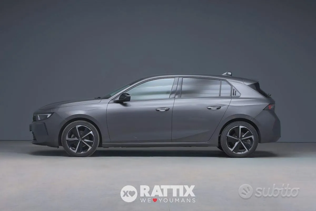 Opel Astra 2024 photo 2