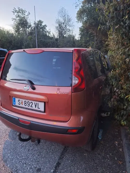 Nissan Note 2008 photo 3