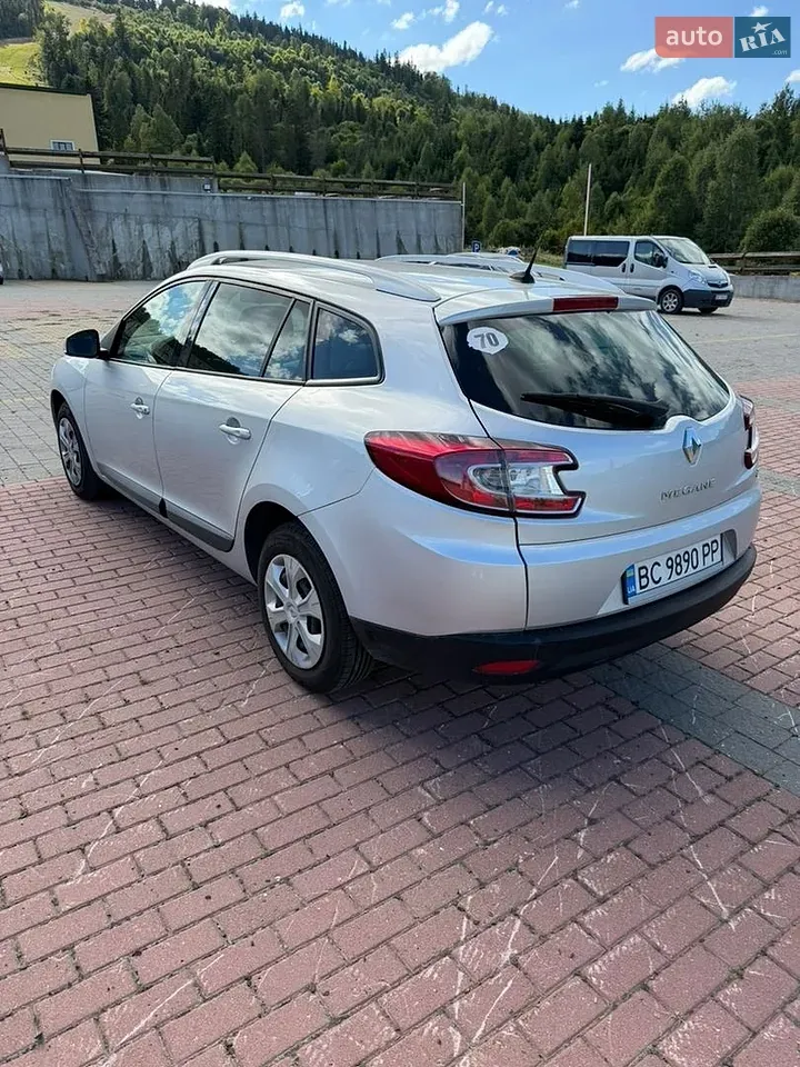Renault Megane 2011 photo 5