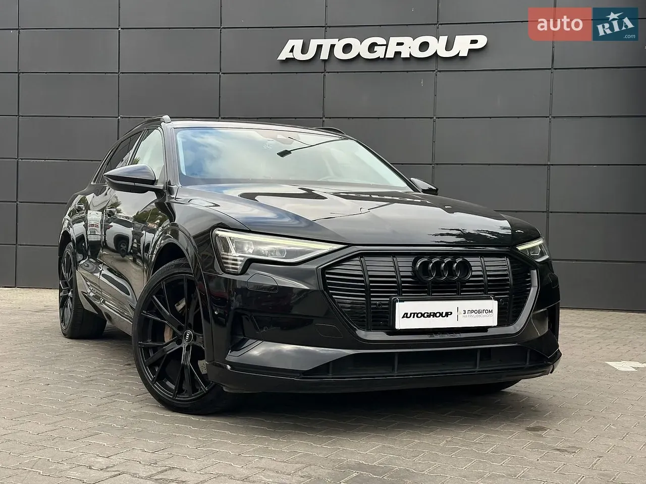 Audi E-Tron 2020 photo 2