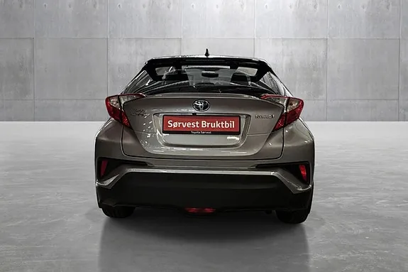 Toyota C-Hr 2017 photo 4