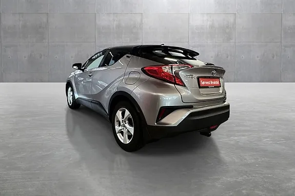 Toyota C-Hr 2017 photo 3