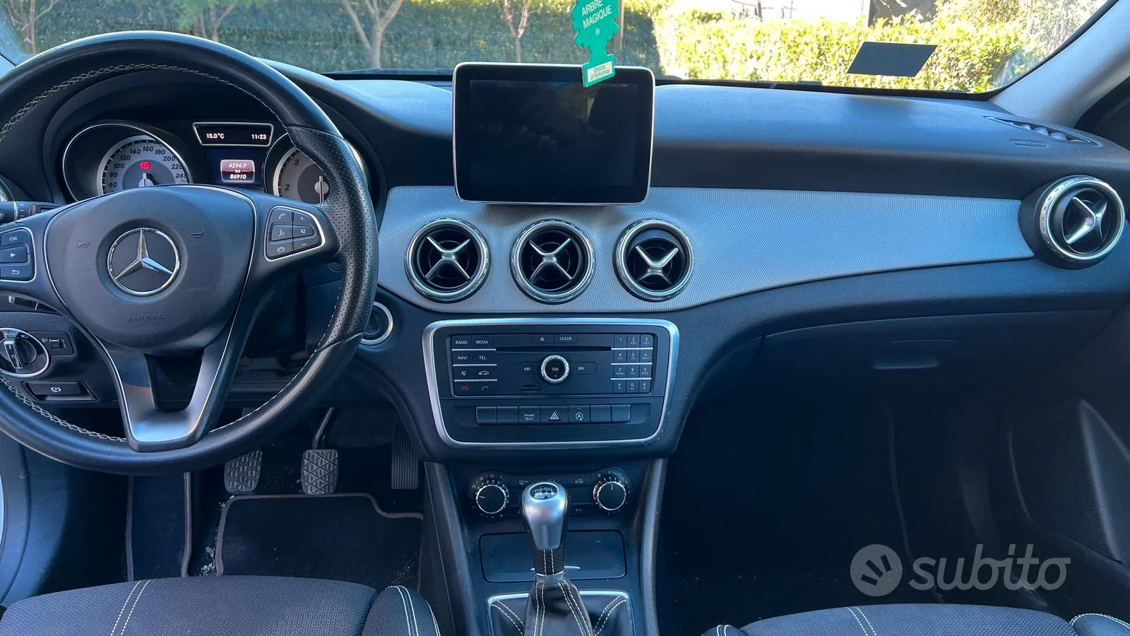 Mercedes-Benz Gla 2016 photo 5