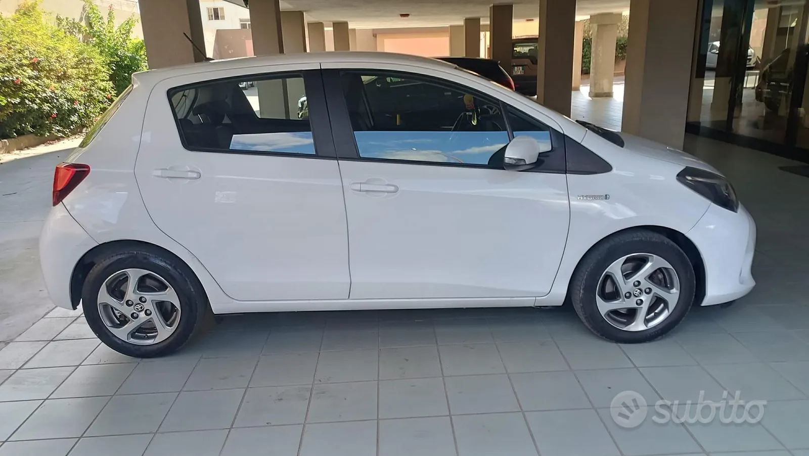 Toyota Yaris 2016 photo 3