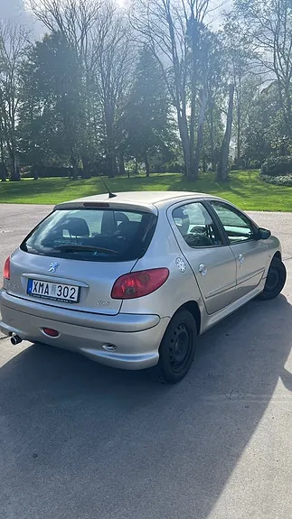 Peugeot 206 2006 photo 2