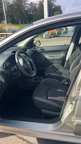 Peugeot 206 2006 photo 4