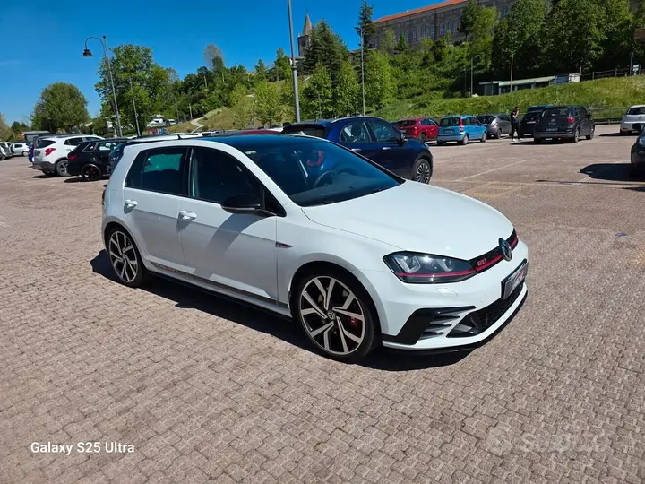 Volkswagen Golf 2016 photo 2