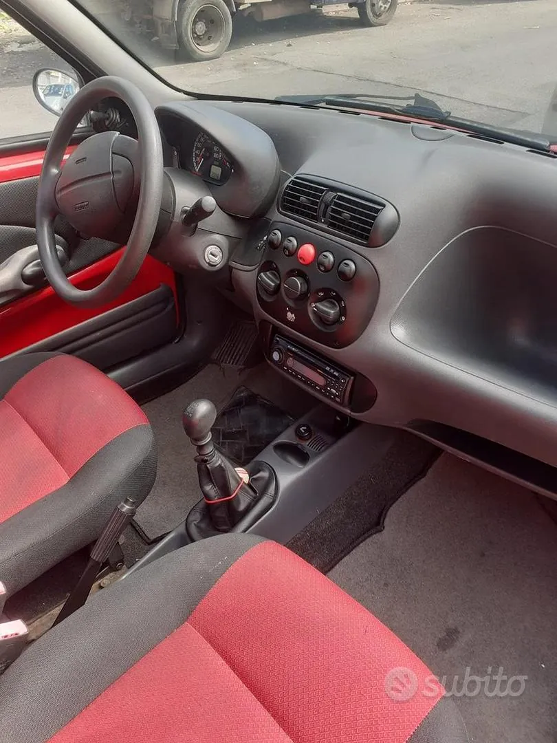 Fiat Seicento 2004 photo 3