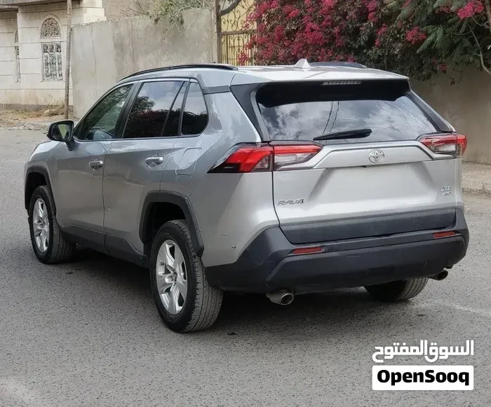 Toyota Rav 4 2019 photo 3