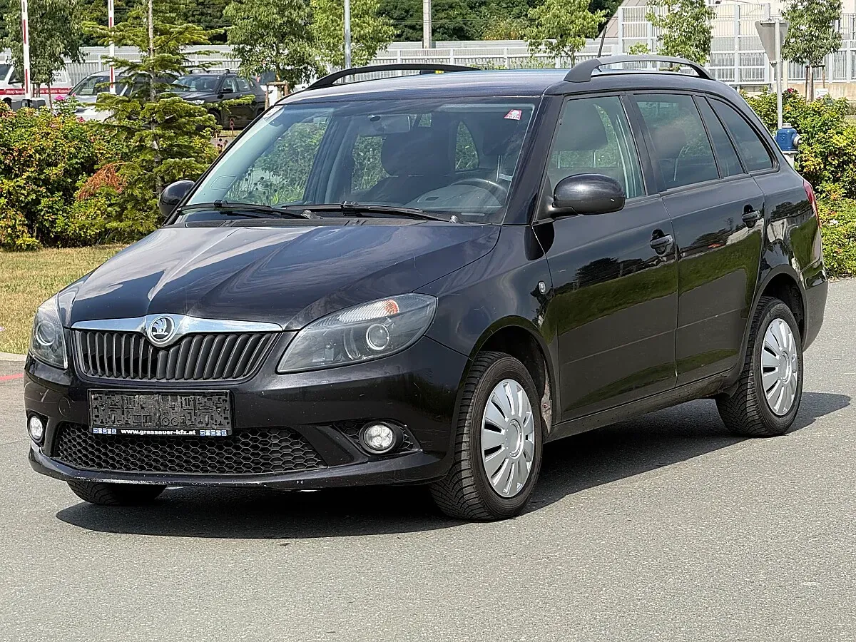 Skoda Fabia 2014 photo 3