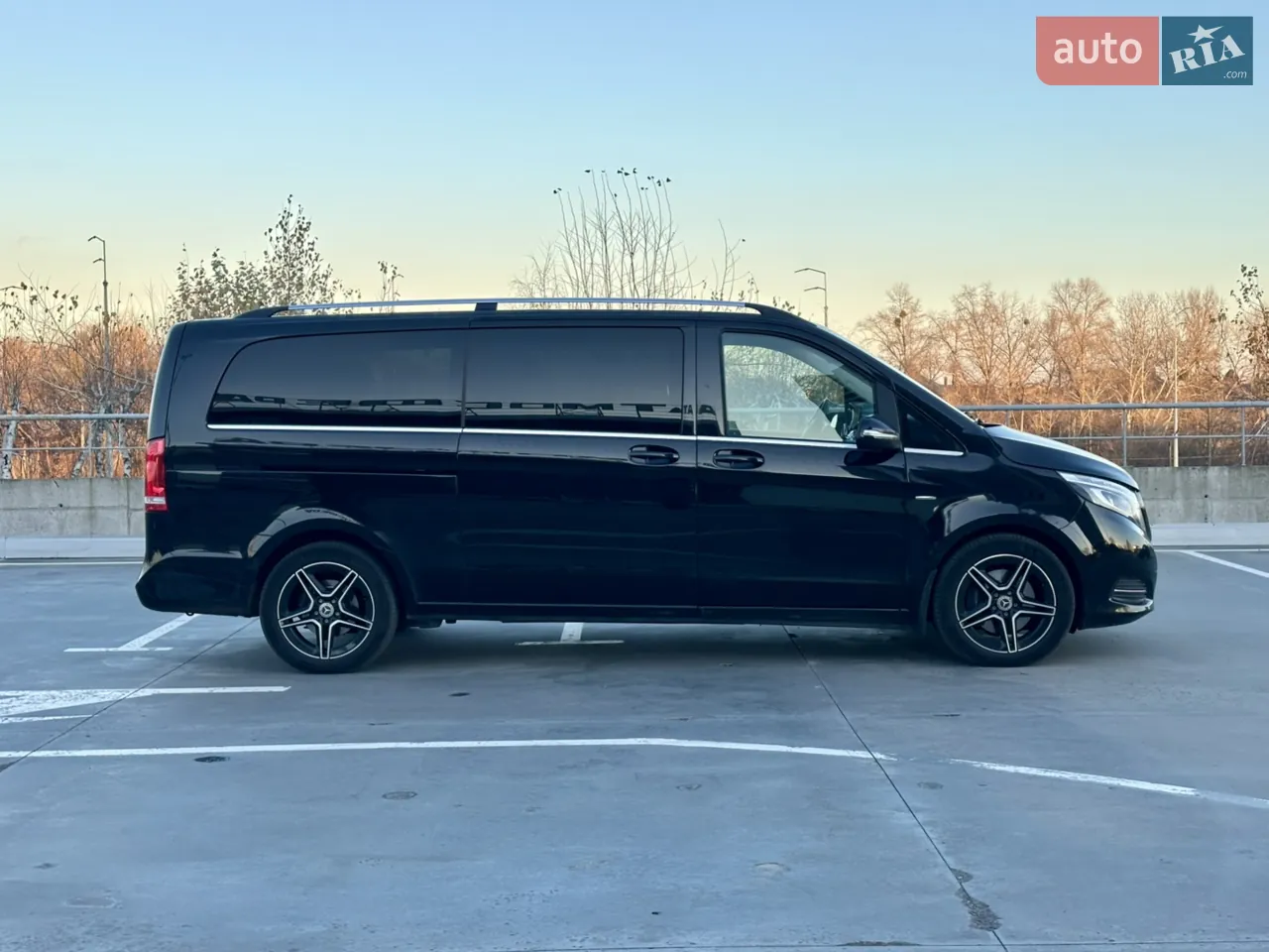Mercedes-Benz V-Class 2015 photo 5