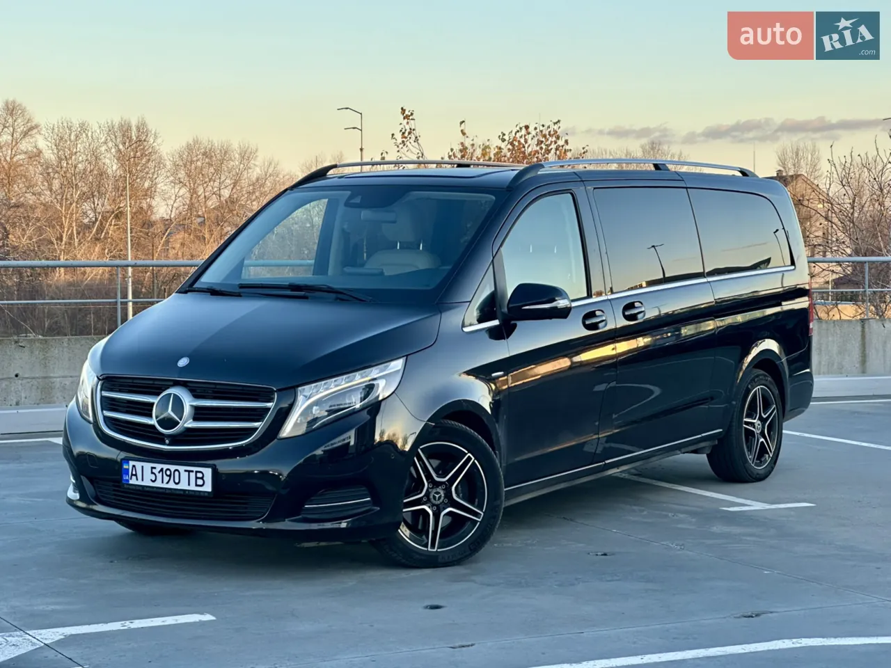 Mercedes-Benz V-Class