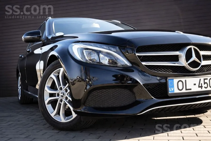 Mercedes-Benz C220 2017 photo 5
