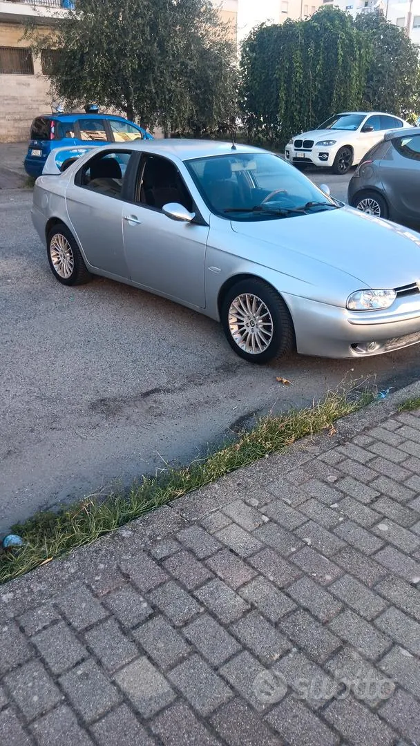 Alfa Romeo 156