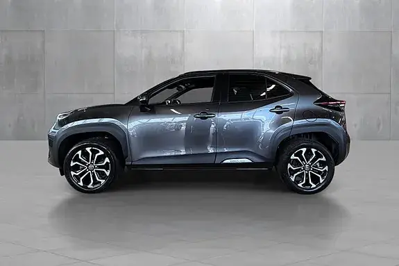 Toyota Yaris Cross 2024 photo 2