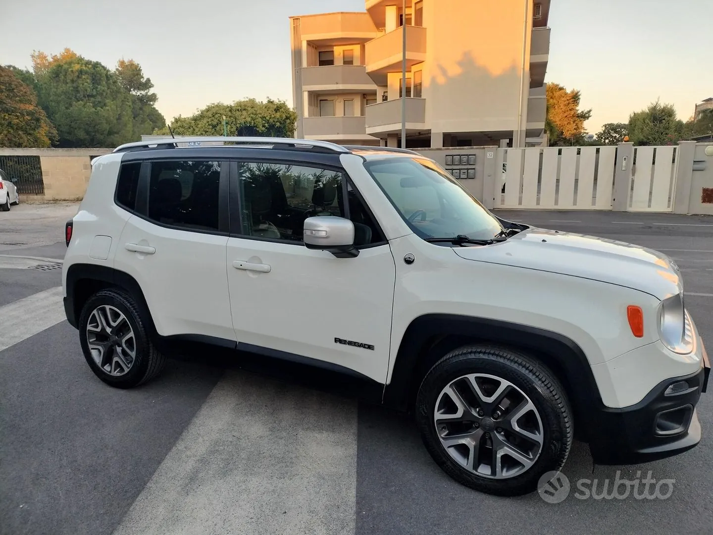 Jeep Renegade 2014 photo 3