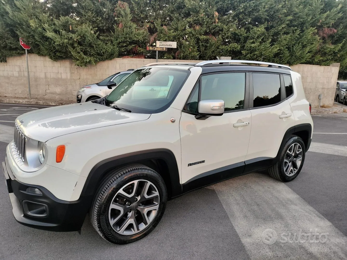 Jeep Renegade 2014 photo 2