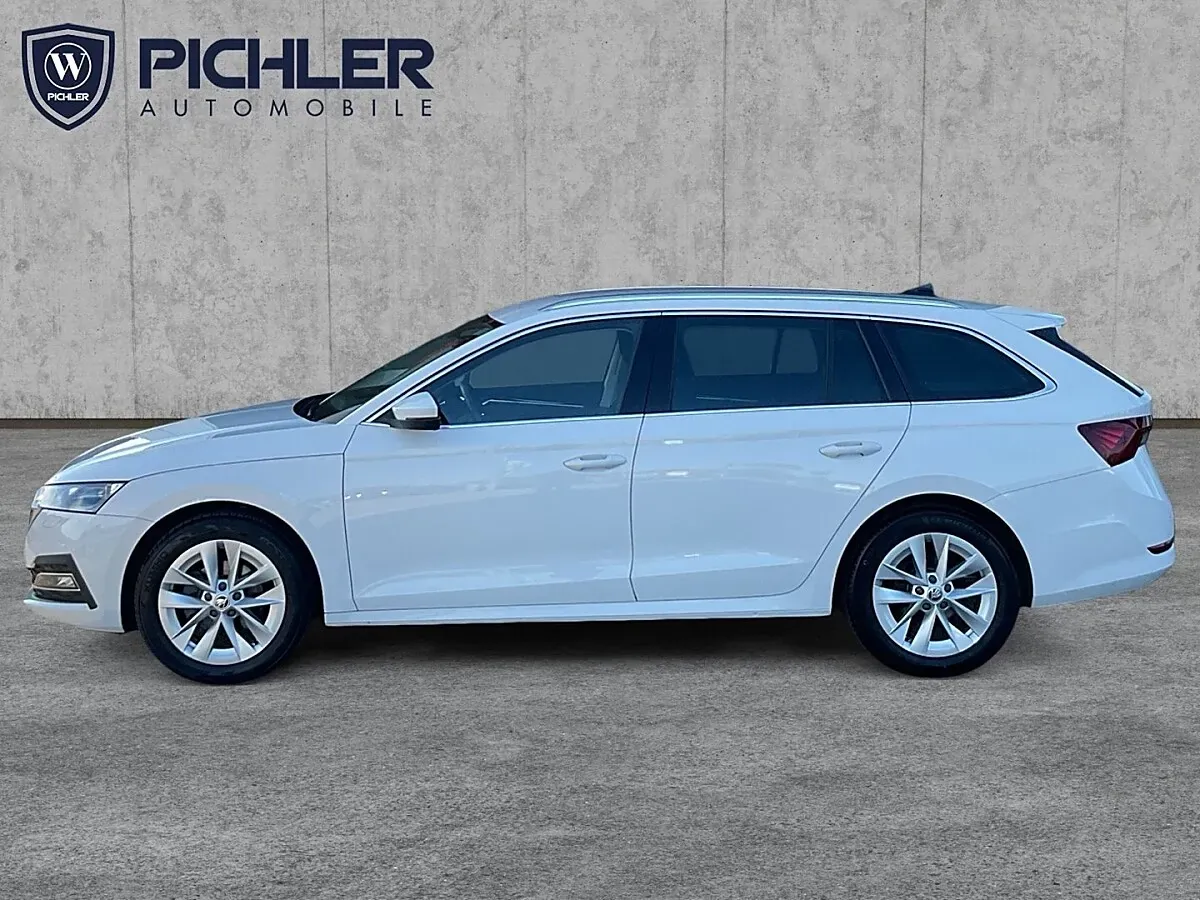 Skoda Octavia 2024 photo 3